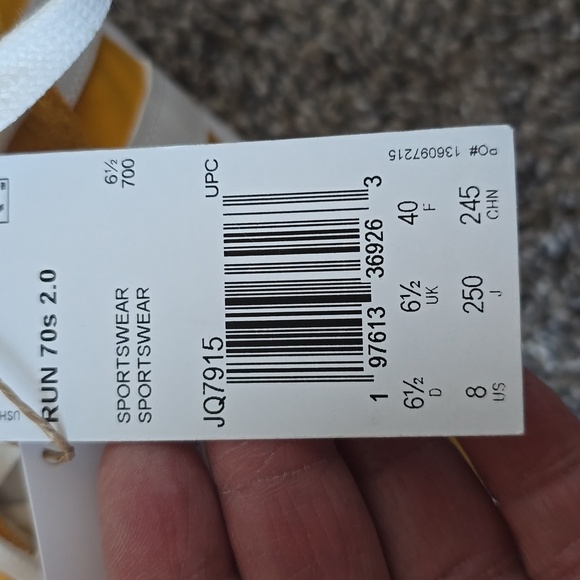 Adidas Gold and White Running Shoes - Picture 8 of 10